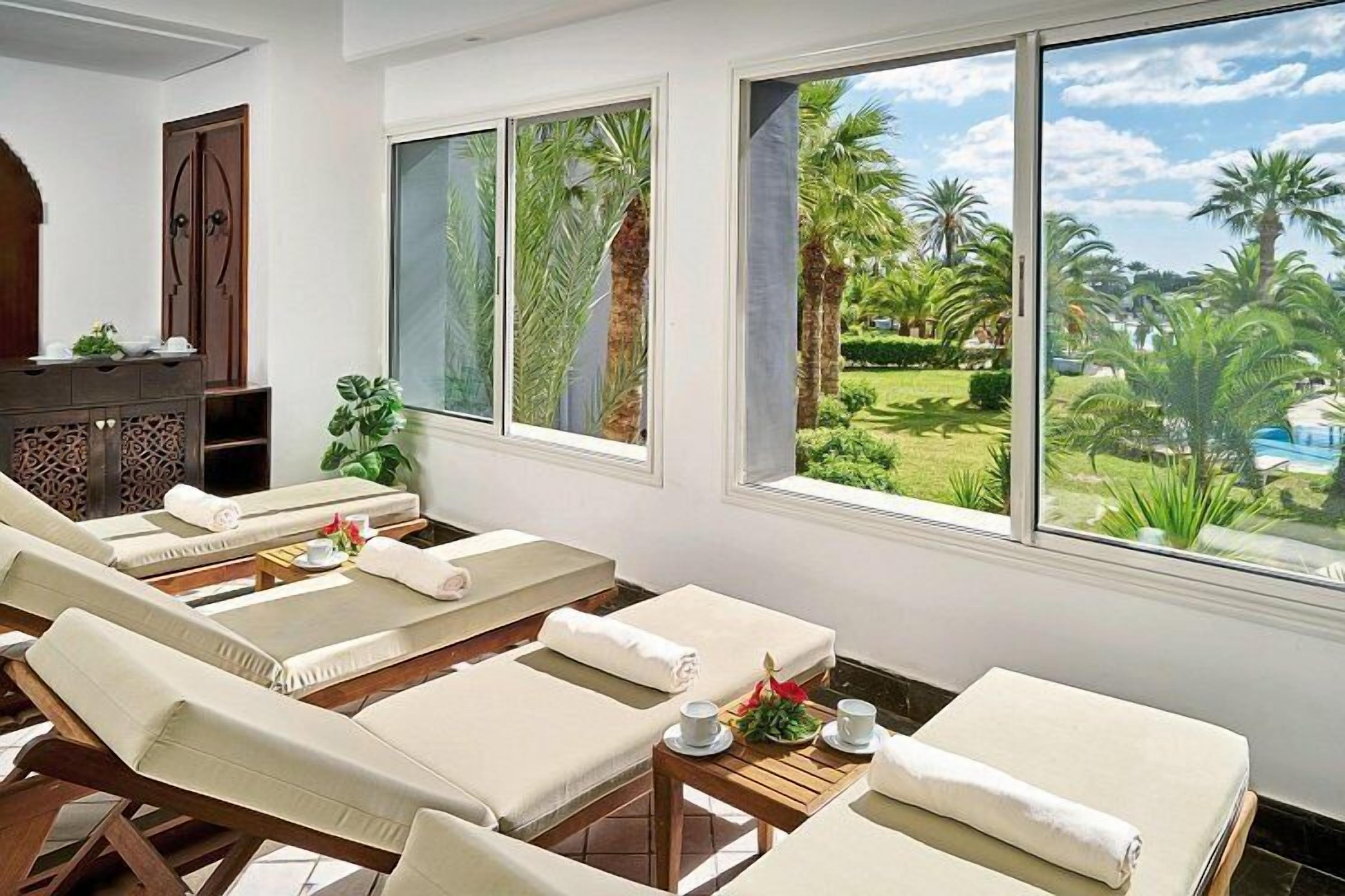 Couples treatment rooms, body treatments, hydrotherapy
