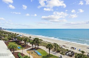 Beach - Oceanfront Studio, Bay View Resort, 6th Floor, Indoor and Outdoor Pools, Balcony (Myrtle Beach)