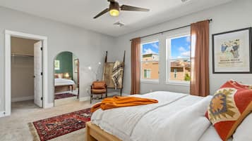 Hus - flera sängar - uteplats - utsikt mot bergen (Casa Tierra) | 3 sovrum, individuell inredning, unika möbler och skrivbord