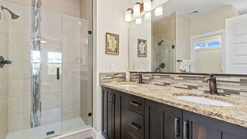 House, Multiple Beds, Patio, Mountain View (Casa Tierra) | Bathroom | Towels