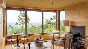 Deluxe Suite | Interior