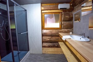 Chalet tradicional, 3 habitaciones | Baño