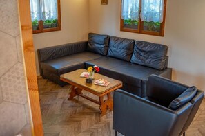 Chalet Khas, 4 kamar tidur, area taman | Area keluarga