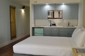 1 habitación, internet y ropa de cama 