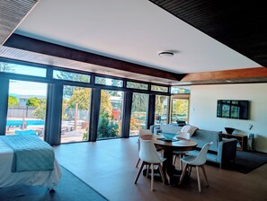 Interior - Lighthouse Cozy Lodge - Beach Access, Pool (Deep Bay)