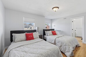 4 habitaciones, tabla de planchar con plancha y wifi gratis 