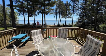 Sandy Toes Retreat, pet friendly & just 25 steps to a sandy beach Lake Michigan.
