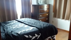 1 habitación, acceso a internet y ropa de cama 