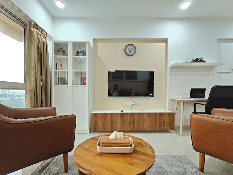 Terrific 2-bedroom Apartment With Ac In Vibrant Mumbai - Mumbai (Bombay)