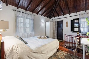 1 bedroom, iron/ironing board, travel cot, free WiFi - Banyan Tree - Óbidos Hideaway (Óbidos)
