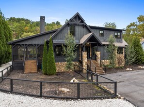 Exterior - Blue Ridge Riverfront Estate, Heated Pool, Near DT, Outdoor Shower (Blue Ridge)