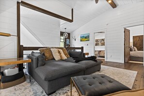 Living area - Blue Ridge Riverfront Estate, Heated Pool, Near DT, Outdoor Shower (Blue Ridge)