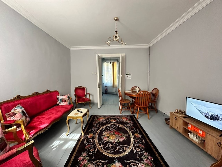 Historic Home W/golden Horn Galata Tower Views - Fatih