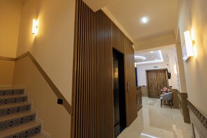 Elevator - Boutique Hotel IMONA (Samarkand)