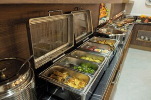 Desayuno buffet incluido todos los días 