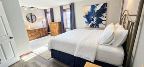 Tabla de planchar con plancha, wifi y ropa de cama 