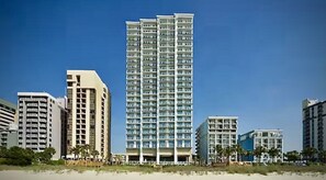 Exterior - Condo in Myrtle Beach-steps from Caroline Country Music Fest on the beach (Myrtle Beach)