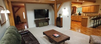 Big Timbers on South Lake
- Private 4-Acre Lakefront Retreat Timber Frame Luxury
