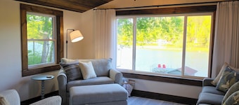 The Breakaway on Long Lake - Game Room + Bunkie + Covered Patio