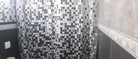House, 1 Bedroom, Accessible, Smoking | Bathroom