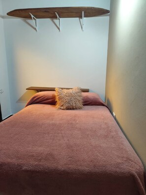 House, 1 Bedroom, Accessible, Smoking | 2 bedrooms
