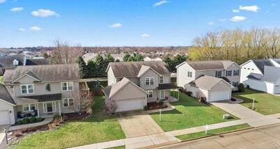 Serene 4-bedroom house with AC in charming Dunlap