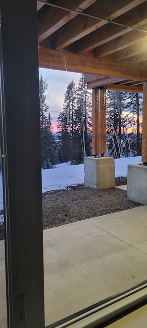 Interior - Serene 1-bedroom condo at Eagle Point perfect for a relaxing getaway (Beaver)