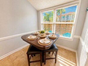 Dining - Relaxing 2 Story Beach Getaway Steps to the Sand! (Panama City Beach)