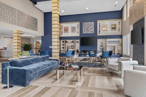 Interior - Stylish Nashville 2BR w Skyline Views (Nashville)