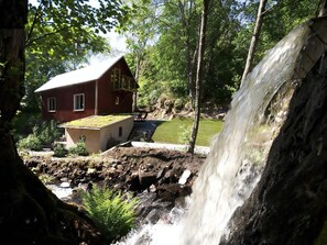 Exterior - Welcome to Hjälmareds mill (Alingsås)