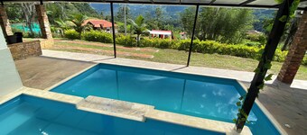 Piscina Privada, Zona BBQ, 5 min del casco urbano, Increíbles vistas