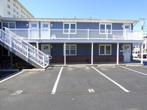 Exterior - Bright & Welcoming 2BR Near Beach, Boardwalk & Local Attractions (Ocean City)