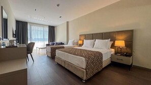 Standard Double or Twin Room, Balcony, City View | In-room safe, soundproofing, iron/ironing board, free WiFi - Alice Mall Antalya Hotel (antalya)