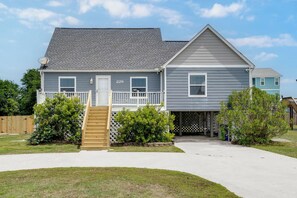 Exterior - Our Happy Place (North Topsail Beach)