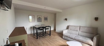 Brit Hotel Guingamp - L'armor