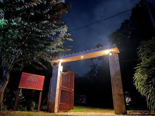Shapaja Glamping - Mahogany Dome