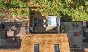 Property grounds - Relaxing 4-bedroom townhome on beautiful Cheat Lake in Morgantown, WV (Morgantown)