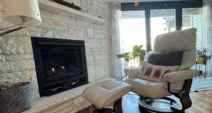 Relaxing 4-bedroom townhome on beautiful Cheat Lake in Morgantown, WV