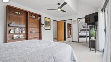 4 bedrooms, desk, iron/ironing board, free WiFi