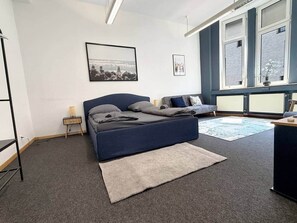 Bügeleisen/Bügelbrett, WLAN, Bettwäsche