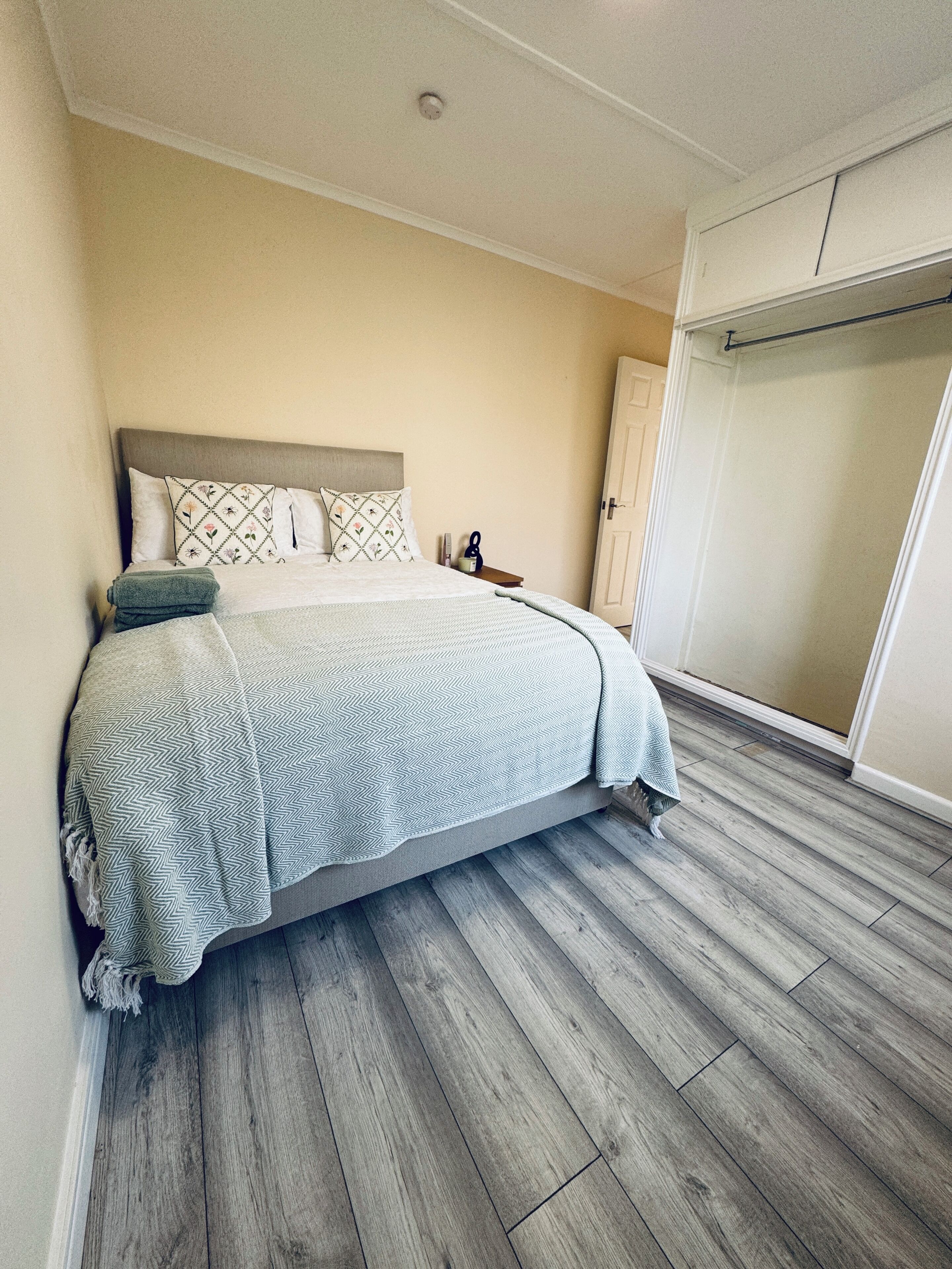 3 bedrooms, Internet, bed sheets