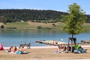 Beach - House Au Lac Saint-Point Malbuisson (Malbuisson)