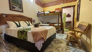 6 habitaciones, wifi y ropa de cama