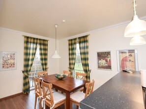 Dining - für 4 Personen auf Rügen by Interhome (Groß Schoritz)