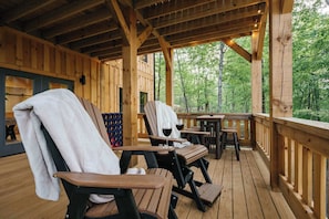 Outdoor dining - Sauna Hot Tub Game Room 3 Fires Playground w Views (Ellijay)
