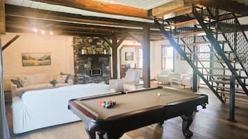 Spielezimmer
