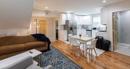 Comfortable 3BR/2BA Near Old Greenwich & Stamford
