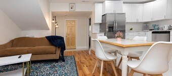Comfortable 3BR/2BA Near Old Greenwich & Stamford