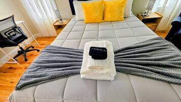 3 bedrooms, iron/ironing board, travel cot, free WiFi