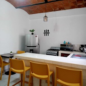 Private kitchen - Hidden house, located in the heart of the Romantic Zone of Puerto Vallarta. (Puerto Vallarta)